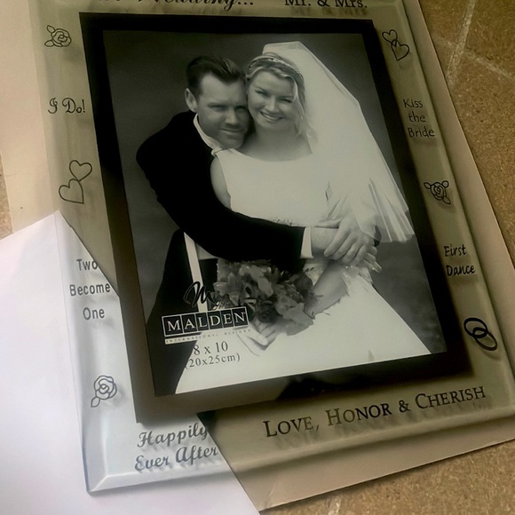 SOLD~~~<><>NEW Wedding Picture Frame 8 x 10 - Picture 3 of 5